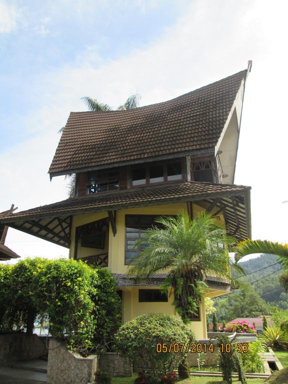 Sapadia Hotel And Cottage Parapat Cameră foto